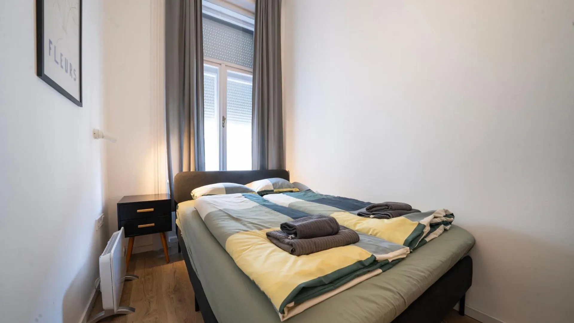 The Grove Hideaway Central 2Br Retreat بودابست المجر